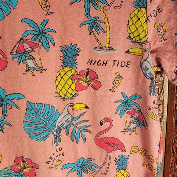 Sovereign Code Los Angeles Conway Beach Mode Blush Colored T-Shirt, Size Small - Picture 4 of 9